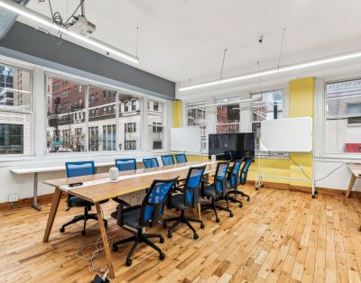 Corner Room-Bright Conference & Meeting Space (LIVE TEST)